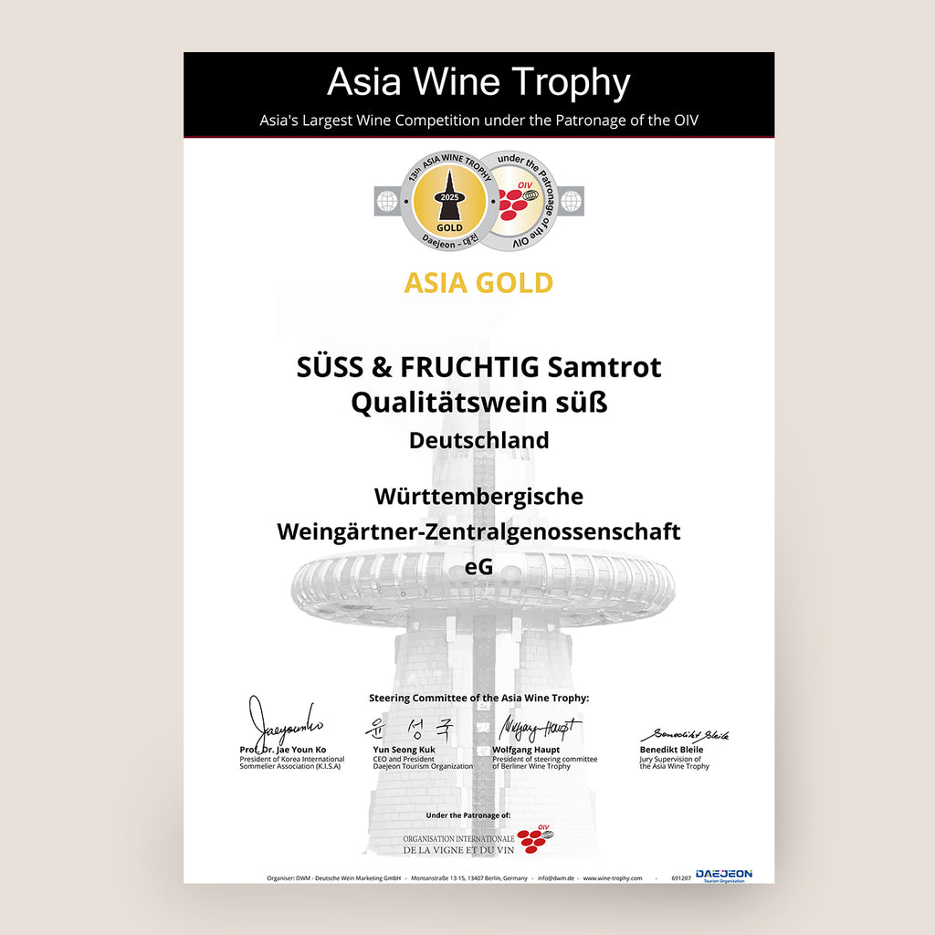 Berliner Wine Trophy Urkunde für ausgezeichneten Süss & Fruchtig Samtrot von WZG.