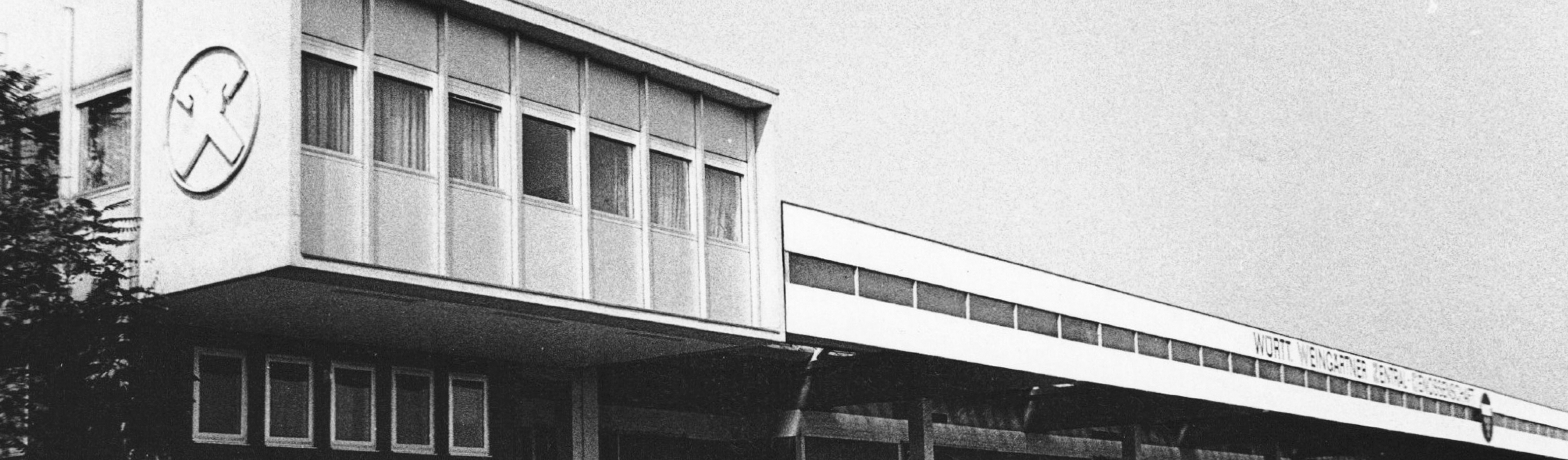 WZG Gebäude schwarz-weiß Geschichte